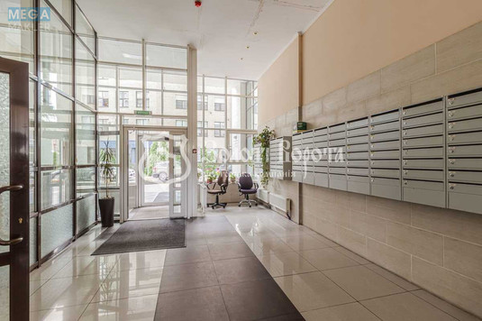 Продаж 3 кімнатної квартири (130/60/20), 13 пов. 25 пов. будинку, <a class="location-link" href="/kiev/" title="Недвижимость Київ">Київ</a>, <a class="location-link" href="/kiev/pecherskij/" title="Недвижимость Печерський район">Печерський р-н</a>, Євгена Коновальця вул., 44а (изображение 22)