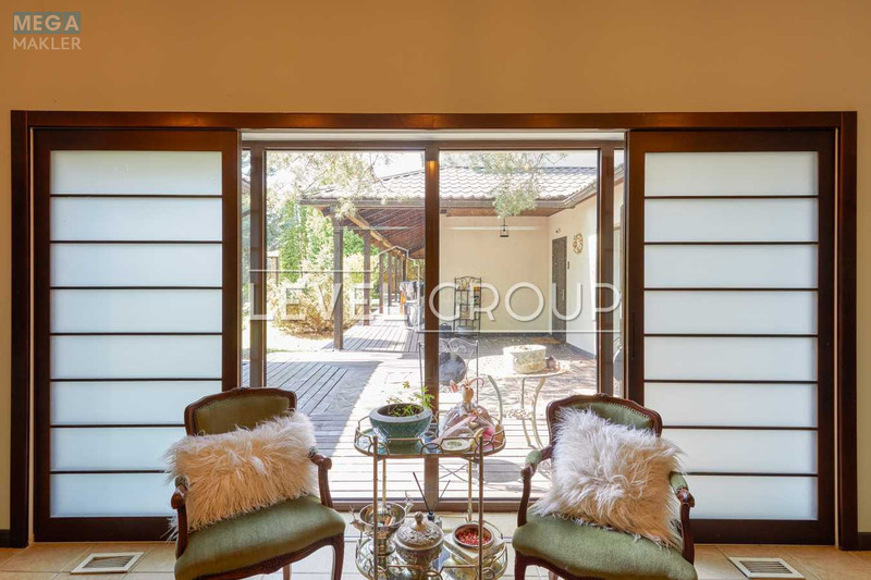 Продаж дома, 2&nbsp;поверху, 274&nbsp;кв.м, 7&nbsp;кімнат, ділянка 12&nbsp;соток, <a class="location-link" href="/gorenichi/" title="Недвижимость Гореничі">Гореничі</a>, Снайпера (изображение 7)