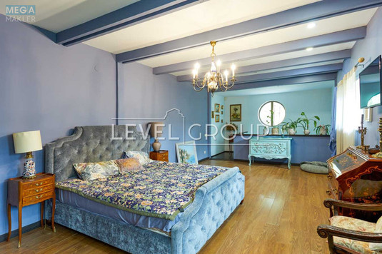 Продаж дома, 2&nbsp;поверху, 274&nbsp;кв.м, 7&nbsp;кімнат, ділянка 12&nbsp;соток, <a class="location-link" href="/gorenichi/" title="Недвижимость Гореничі">Гореничі</a>, <a class="location-link" href="/gorenichi/svyatoshinskij/" title="Недвижимость Святошинский район">Святошинский р-н</a>, Снайпера (изображение 12)