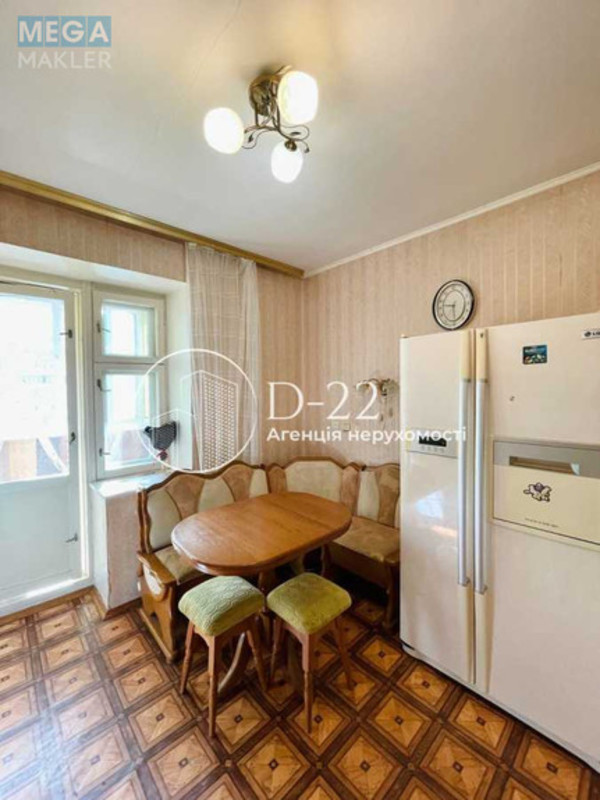 Продаж 2 кімнатної квартири (64,6/28/9), 13 пов. 15 пов. будинку, <a class="location-link" href="/kiev/" title="Недвижимость Київ">Київ</a>, <a class="location-link" href="/kiev/darnickij/" title="Недвижимость Дарницький район">Дарницький р-н</a>, Вишняківська вул., 5б (изображение 7)