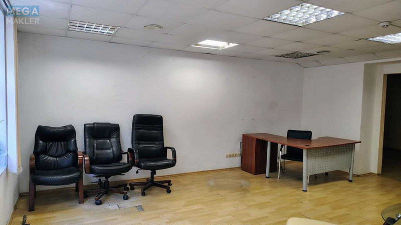 Оренда комерційної нерухомості, 74&nbsp;кв.м, под офис, <a class="location-link" href="/kiev/" title="Недвижимость Київ">Київ</a>, <a class="location-link" href="/kiev/obolonskij/" title="Недвижимость Оболонський район">Оболонський р-н</a>, Оболонська Набережна вул., 11/2 (изображение 3)