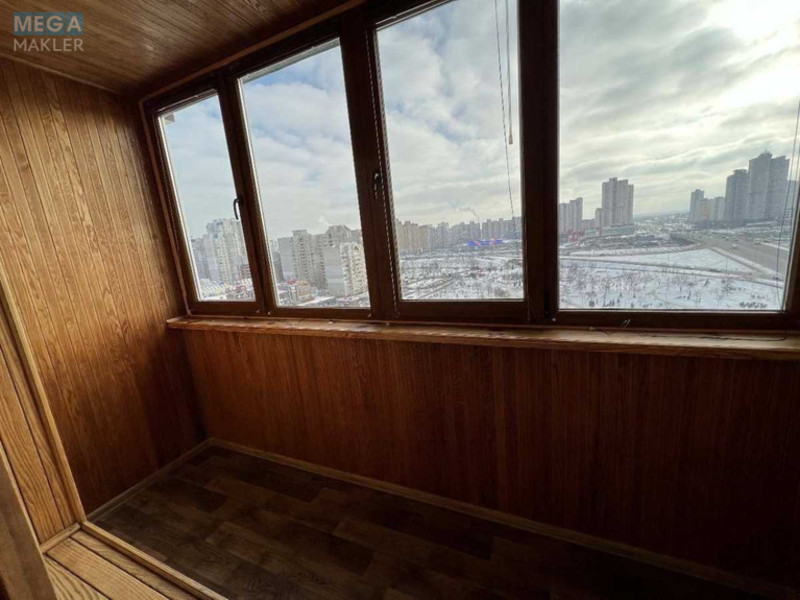 Продаж 2 кімнатної квартири (80/60/14), 13 пов. 16 пов. будинку, <a class="location-link" href="/kiev/" title="Недвижимость Київ">Київ</a>, <a class="location-link" href="/kiev/darnickij/" title="Недвижимость Дарницький район">Дарницький р-н</a>, Петра Григоренко просп., 33/34 (изображение 5)