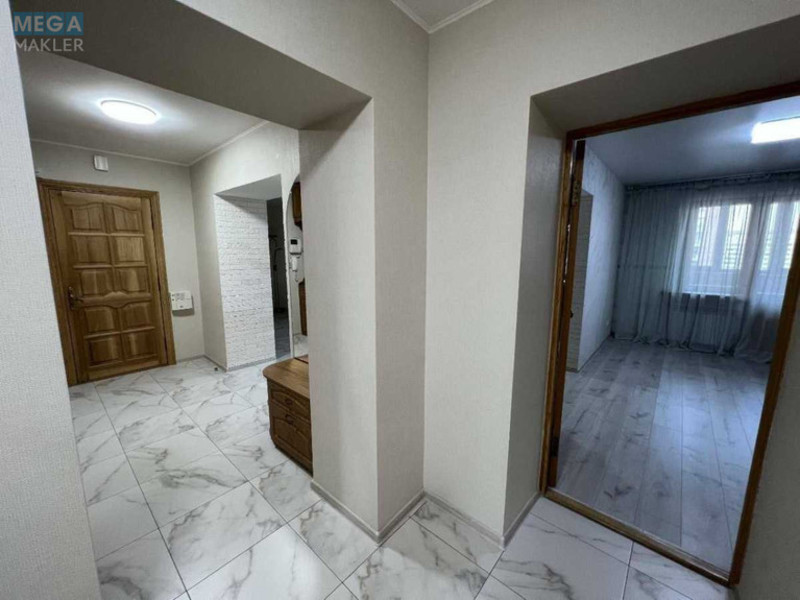 Продаж 2 кімнатної квартири (80/60/14), 13 пов. 16 пов. будинку, <a class="location-link" href="/kiev/" title="Недвижимость Київ">Київ</a>, <a class="location-link" href="/kiev/darnickij/" title="Недвижимость Дарницький район">Дарницький р-н</a>, Петра Григоренко просп., 33/34 (изображение 6)