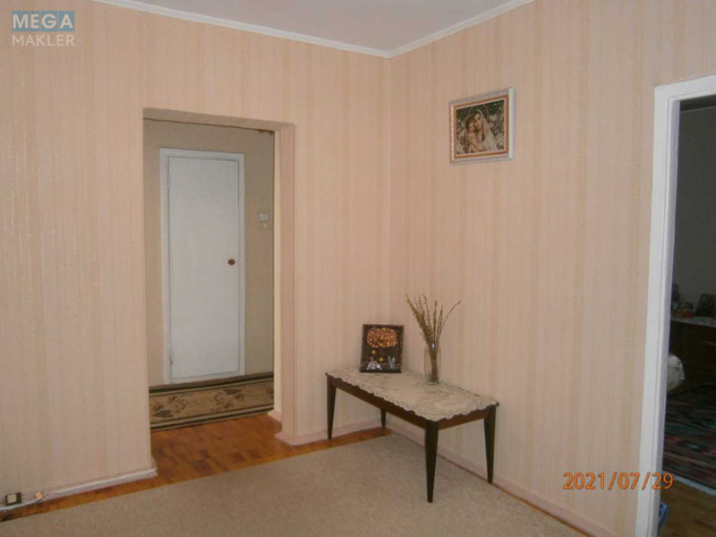 Продаж 3 кімнатної квартири (75/44/9), 1 пов. 16 пов. будинку, <a class="location-link" href="/kiev/" title="Недвижимость Київ">Київ</a>, <a class="location-link" href="/kiev/svyatoshinskij/" title="Недвижимость Святошинський район">Святошинський р-н</a>, Феодори Пушиної вул., 8 (изображение 4)