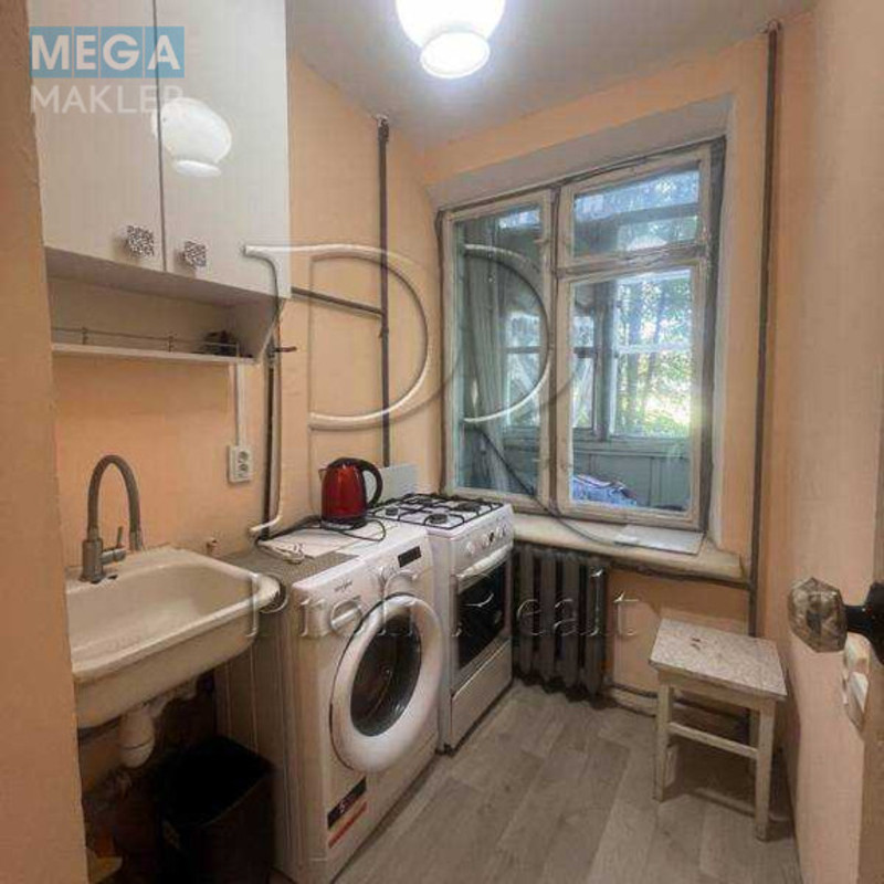 Продаж 1 кімнатної квартири (23/13/3), 2 пов. 9 пов. будинку, <a class="location-link" href="/kiev/" title="Недвижимость Київ">Київ</a>, <a class="location-link" href="/kiev/svyatoshinskij/" title="Недвижимость Святошинский район">Святошинский р-н</a>, Комарова Космонавта проспект, 19 (изображение 6)