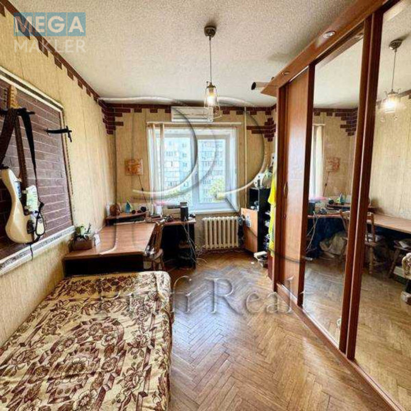 Продаж 3 кімнатної квартири (73/41/9), 5 пов. 9 пов. будинку, <a class="location-link" href="/kiev/" title="Недвижимость Київ">Київ</a>, <a class="location-link" href="/kiev/darnickij/" title="Недвижимость Дарницький район">Дарницький р-н</a>, Вербицького Архітектора вулиця, 28В (изображение 6)