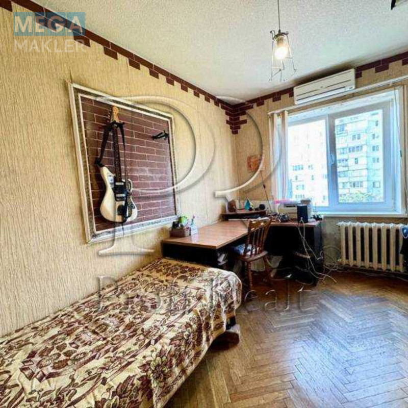 Продаж 3 кімнатної квартири (73/41/9), 5 пов. 9 пов. будинку, <a class="location-link" href="/kiev/" title="Недвижимость Київ">Київ</a>, <a class="location-link" href="/kiev/darnickij/" title="Недвижимость Дарницький район">Дарницький р-н</a>, Вербицького Архітектора вулиця, 28В (изображение 8)