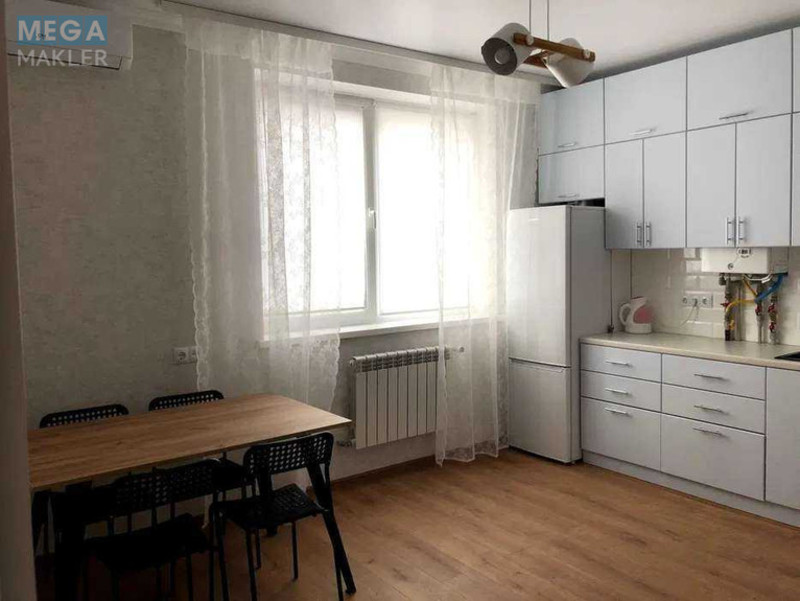 Оренда 2 кімнатної квартири, <a class="location-link" href="/gatnoe/" title="Недвижимость Гатне">Гатне</a>, тополева, 2 (изображение 2)