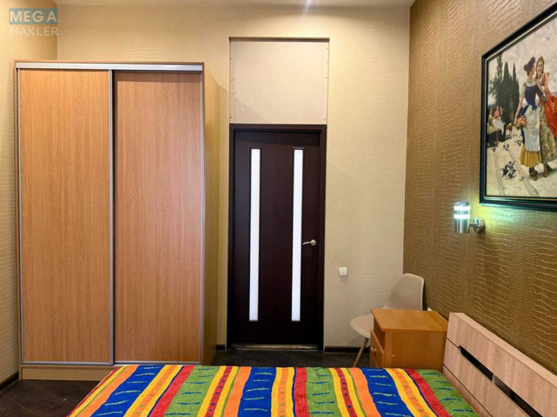 Оренда 2 кімнатної квартири, <a class="location-link" href="/kiev/" title="Недвижимость Київ">Київ</a>, <a class="location-link" href="/kiev/svyatoshinskij/" title="Недвижимость Святошинский район">Святошинский р-н</a>, Панаса Мирного ул., 9б (изображение 12)