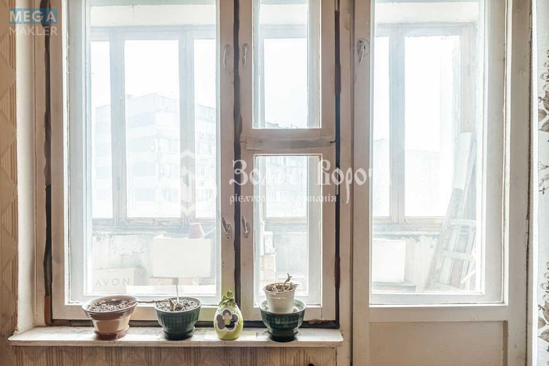 Продаж 3 кімнатної квартири (77/43/8), 7 пов. 16 пов. будинку, <a class="location-link" href="/kiev/" title="Недвижимость Київ">Київ</a>, <a class="location-link" href="/kiev/desnyanskij/" title="Недвижимость Деснянський район">Деснянський р-н</a>, Володимира Маяковського просп., 11б (изображение 3)