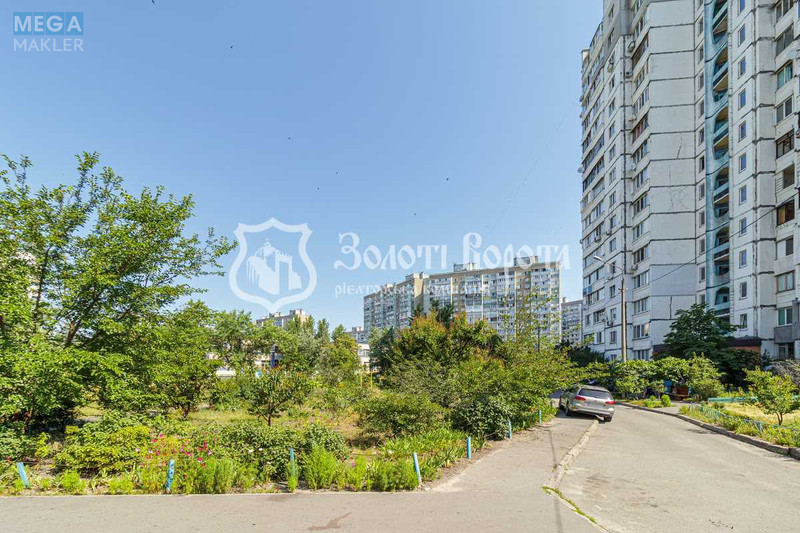 Продаж 3 кімнатної квартири (77/43/8), 7 пов. 16 пов. будинку, <a class="location-link" href="/kiev/" title="Недвижимость Київ">Київ</a>, <a class="location-link" href="/kiev/desnyanskij/" title="Недвижимость Деснянський район">Деснянський р-н</a>, Володимира Маяковського просп., 11б (изображение 17)