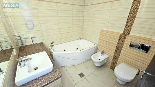 Оренда дома, <a class="location-link" href="/kiev/" title="Недвижимость Київ">Київ</a>, <a class="location-link" href="/kiev/dneprovskij/" title="Недвижимость Дніпровський район">Дніпровський р-н</a>, 11-я Садовая ул. (изображение 20)