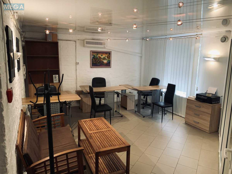 Продаж комерційної нерухомості, 31,40&nbsp;кв.м, под офис, <a class="location-link" href="/kiev/" title="Недвижимость Київ">Київ</a>, <a class="location-link" href="/kiev/shevchenkovskij/" title="Недвижимость Шевченківський район">Шевченківський р-н</a>, Тургеневская ул., 48/13 (изображение 8)