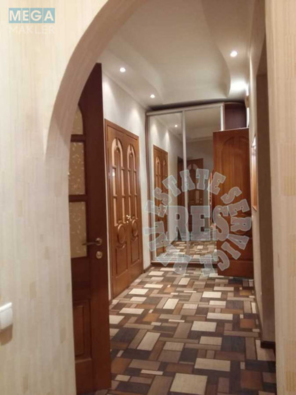 Продаж 3 кімнатної квартири (91/60,3/9,3), 3 пов. 9 пов. будинку, <a class="location-link" href="/kiev/" title="Недвижимость Київ">Київ</a>, <a class="location-link" href="/kiev/pecherskij/" title="Недвижимость Печерський район">Печерський р-н</a>, Івана Мазепи вул., 3 (изображение 17)