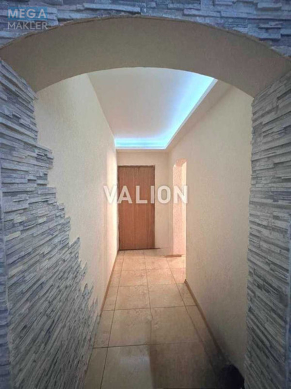 Продаж 3 кімнатної квартири (71/?/7), 2 пов. 9 пов. будинку, <a class="location-link" href="/kiev/" title="Недвижимость Київ">Київ</a>, <a class="location-link" href="/kiev/desnyanskij/" title="Недвижимость Деснянський район">Деснянський р-н</a>, Академіка Курчатова вул., 13 (изображение 8)