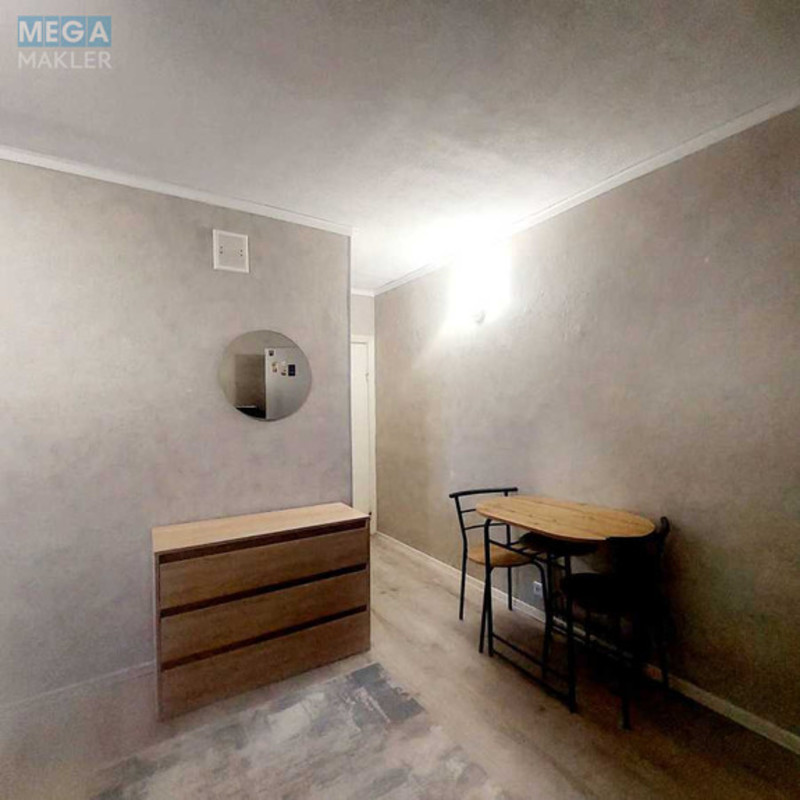Продаж 1 кімнатної квартири (28/?/?), 7 пов. 9 пов. будинку, <a class="location-link" href="/kiev/" title="Недвижимость Київ">Київ</a>, <a class="location-link" href="/kiev/solomenskij/" title="Недвижимость Соломенский район">Соломенский р-н</a>, Космонавта Волкова ул., 10А (изображение 2)