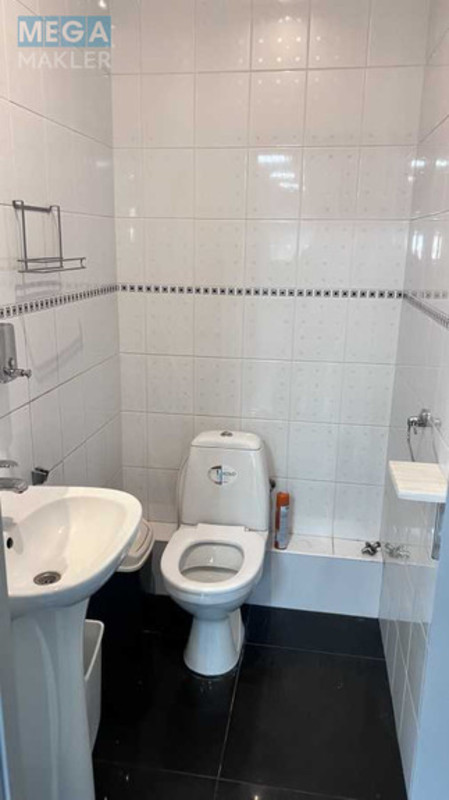 Оренда комерційної нерухомості, 228 кв.м, под офис, <a class="location-link" href="/kiev/" title="Недвижимость Київ">Київ</a>, <a class="location-link" href="/kiev/dneprovskij/" title="Недвижимость Дніпровський район">Дніпровський р-н</a>, Дарницкий бульв. (изображение 8)