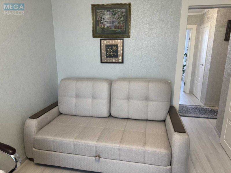 Оренда 3 кімнатної квартири, <a class="location-link" href="/kiev/" title="Недвижимость Київ">Київ</a>, <a class="location-link" href="/kiev/obolonskij/" title="Недвижимость Оболонський район">Оболонський р-н</a>, Маршала Малиновского ул., 25 (изображение 3)