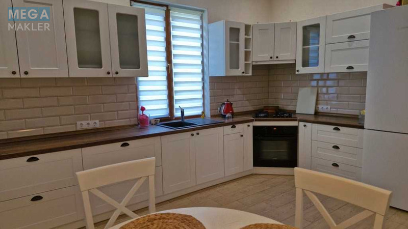 Продаж дома, 2&nbsp;поверху, 180&nbsp;кв.м, 4&nbsp;кімнати, ділянка 10&nbsp;соток, <a class="location-link" href="/zastugna/" title="Недвижимость Застугна">Застугна</a>, Л. Українки (изображение 12)