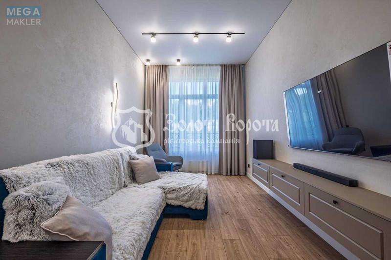 Продаж 2 кімнатної квартири (60/38/11), 8 пов. 11 пов. будинку, <a class="location-link" href="/kiev/" title="Недвижимость Київ">Київ</a>, <a class="location-link" href="/kiev/pecherskij/" title="Недвижимость Печерський район">Печерський р-н</a>, Михайла Бойчука вул., 17 (изображение 2)