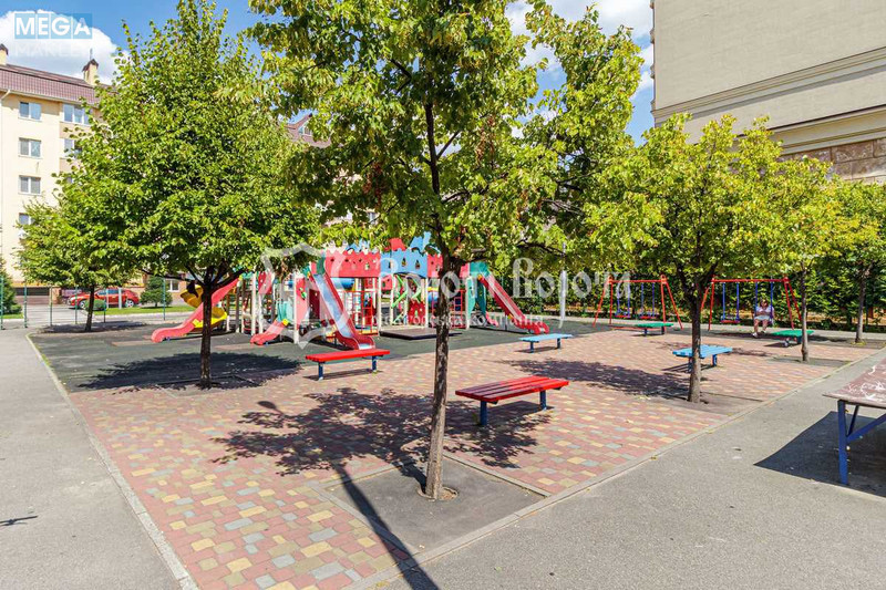 Продаж 2 кімнатної квартири (94,6/30/39,2), 5 пов. 6 пов. будинку, <a class="location-link" href="/sofievskaya-borshagovka/" title="Недвижимость Софіївська Борщагівка">Софіївська Борщагівка</a>, <a class="location-link" href="/sofievskaya-borshagovka/solomenskij/" title="Недвижимость Соломенский район">Соломенский р-н</a>, Івана Франка вул., 5 (изображение 24)