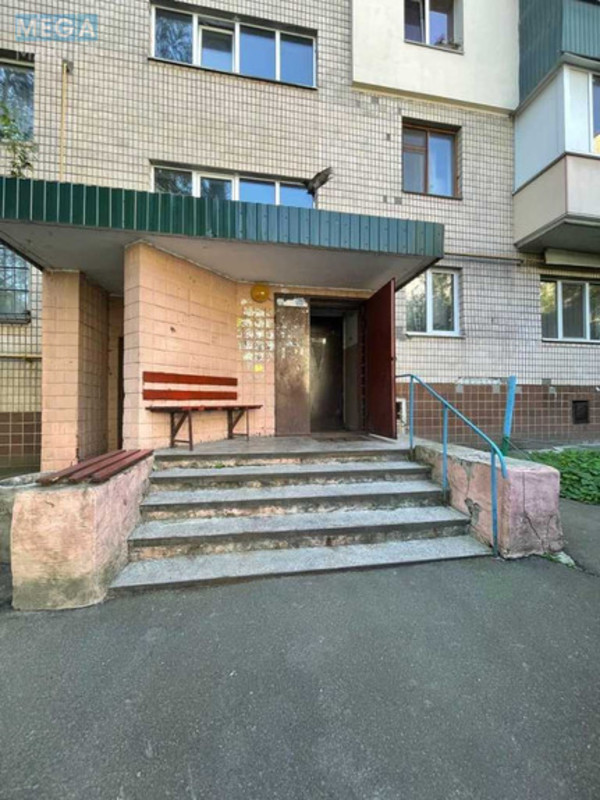 Оренда 2 кімнатної квартири, <a class="location-link" href="/kiev/" title="Недвижимость Київ">Київ</a>, <a class="location-link" href="/kiev/shevchenkovskij/" title="Недвижимость Шевченківський район">Шевченківський р-н</a>, Дегтяревская ул., 14 (изображение 17)