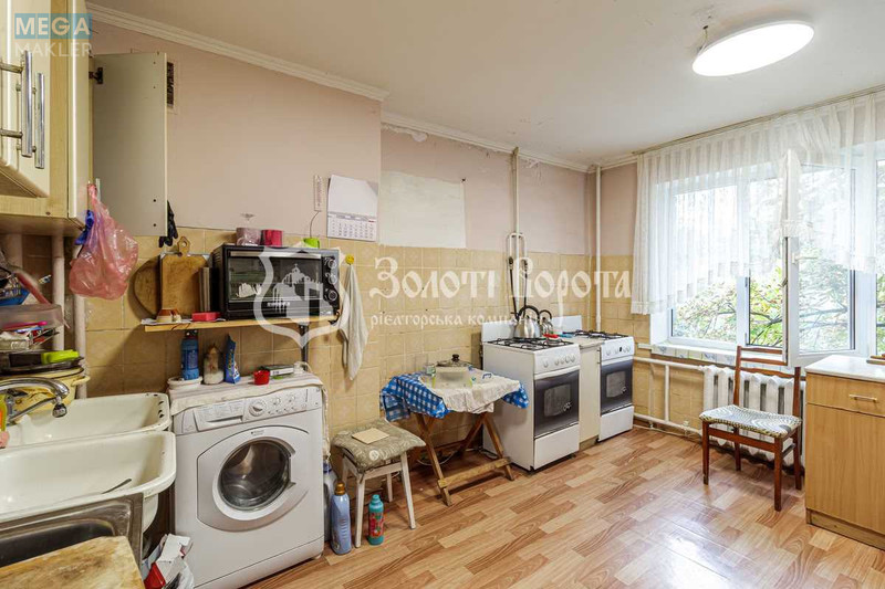Продаж 1 кімнатної квартири (106/?/?), 3 пов. 5 пов. будинку, <a class="location-link" href="/kiev/" title="Недвижимость Київ">Київ</a>, <a class="location-link" href="/kiev/goloseevskij/" title="Недвижимость Голосіївський район">Голосіївський р-н</a>, Сєченова вул., 5 (изображение 6)