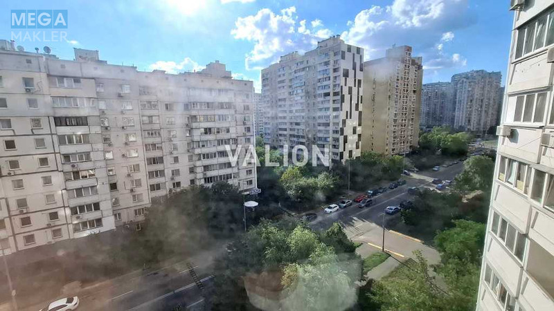Продаж 1 кімнатної квартири (48/18/15), 8 пов. 16 пов. будинку, <a class="location-link" href="/kiev/" title="Недвижимость Київ">Київ</a>, <a class="location-link" href="/kiev/darnickij/" title="Недвижимость Дарницький район">Дарницький р-н</a>, Урлівська вул., 14 (изображение 9)