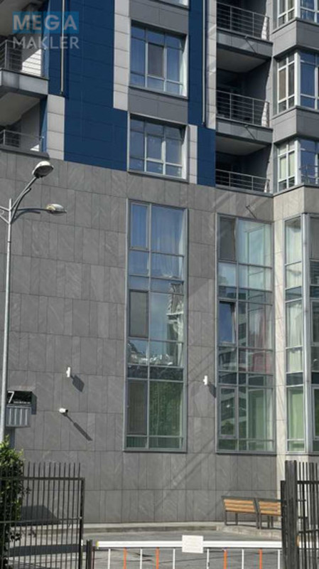 Продаж комерційної нерухомості, 334&nbsp;кв.м, под офис, <a class="location-link" href="/kiev/" title="Недвижимость Київ">Київ</a>, <a class="location-link" href="/kiev/pecherskij/" title="Недвижимость Печерський район">Печерський р-н</a>, Ивана Кудри ул., 7 (изображение 2)