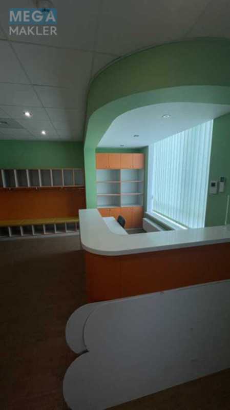 Продаж комерційної нерухомості, 334&nbsp;кв.м, под офис, <a class="location-link" href="/kiev/" title="Недвижимость Київ">Київ</a>, <a class="location-link" href="/kiev/pecherskij/" title="Недвижимость Печерський район">Печерський р-н</a>, Ивана Кудри ул., 7 (изображение 3)