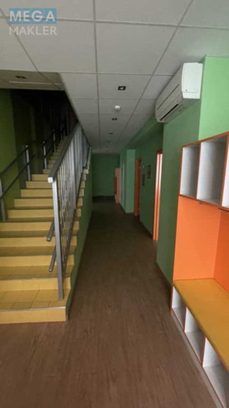 Продаж комерційної нерухомості, 334&nbsp;кв.м, под офис, <a class="location-link" href="/kiev/" title="Недвижимость Київ">Київ</a>, <a class="location-link" href="/kiev/pecherskij/" title="Недвижимость Печерський район">Печерський р-н</a>, Ивана Кудри ул., 7 (изображение 5)