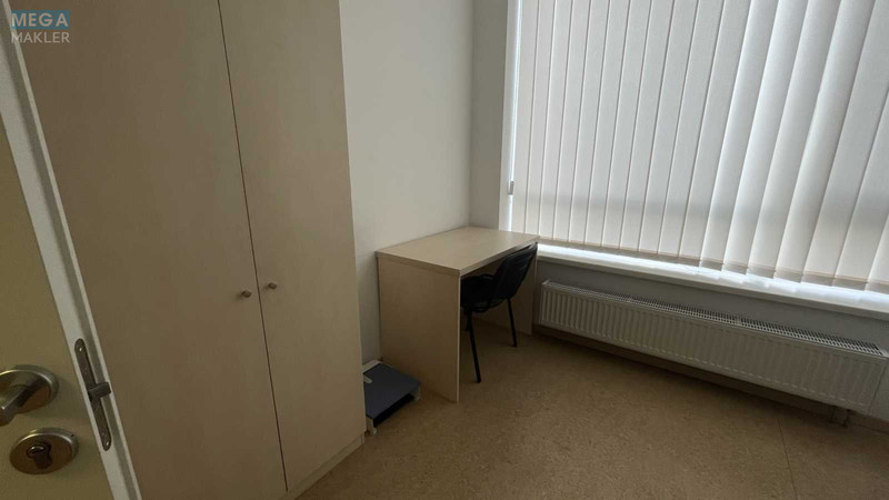 Продаж комерційної нерухомості, 334&nbsp;кв.м, под офис, <a class="location-link" href="/kiev/" title="Недвижимость Київ">Київ</a>, <a class="location-link" href="/kiev/pecherskij/" title="Недвижимость Печерський район">Печерський р-н</a>, Ивана Кудри ул., 7 (изображение 12)