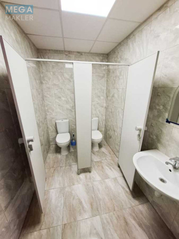 Оренда комерційної нерухомості, 317&nbsp;кв.м, под офис, <a class="location-link" href="/kiev/" title="Недвижимость Київ">Київ</a>, <a class="location-link" href="/kiev/pecherskij/" title="Недвижимость Печерський район">Печерський р-н</a>, Леси Украинки бульв., 34 (изображение 12)
