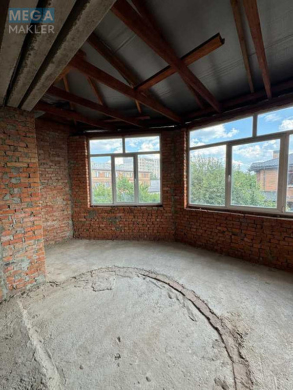 Продаж дома, 3&nbsp;поверху, 264&nbsp;кв.м, 3&nbsp;кімнати, ділянка 7&nbsp;соток, <a class="location-link" href="/belaya-tserkov/" title="Недвижимость Біла Церква">Біла Церква</a>, Таращанська (изображение 9)