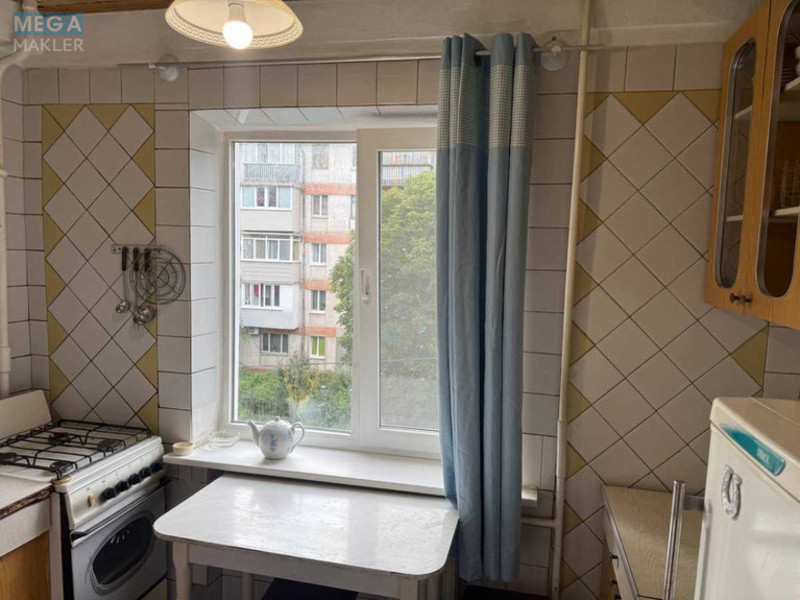 Продаж 2 кімнатної квартири (43/26/5), 3 пов. 5 пов. будинку, <a class="location-link" href="/dnepropetrovsk/" title="Недвижимость Дніпра">Дніпро</a>, Кирова, 135Б (изображение 9)
