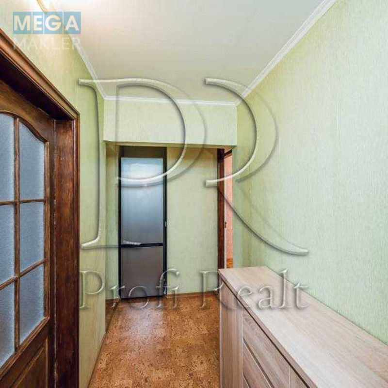 Продаж 2 кімнатної квартири (49/27/6), 8 пов. 9 пов. будинку, <a class="location-link" href="/kiev/" title="Недвижимость Київ">Київ</a>, <a class="location-link" href="/kiev/svyatoshinskij/" title="Недвижимость Святошинський район">Святошинський р-н</a>, Жмеринська вулиця, 18 (изображение 16)