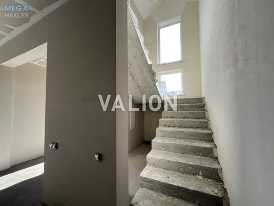 Продаж дома, 2&nbsp;поверху, 167&nbsp;кв.м, 4&nbsp;кімнати, ділянка 5&nbsp;соток, <a class="location-link" href="/podgorcy-selo/" title="Недвижимость Підгірці">Підгірці</a>, Шовковична (изображение 13)