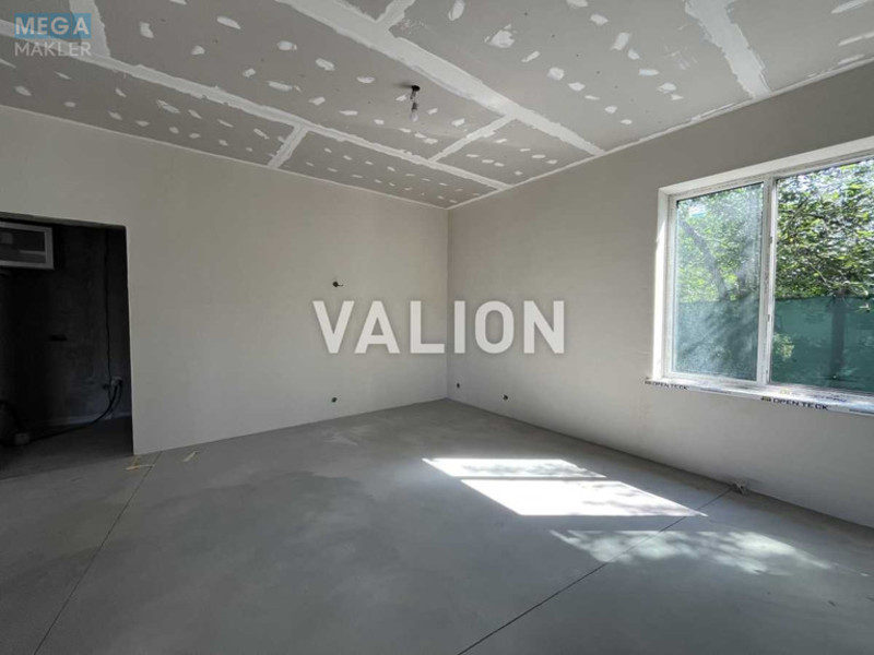 Продаж дома, 2 поверху, 167 кв.м, 4 кімнати, ділянка 5 соток, <a class="location-link" href="/podgorcy-selo/" title="Недвижимость Підгірці">Підгірці</a>, Шовковична (изображение 14)