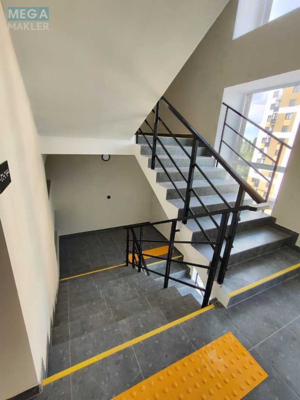 Продаж 1 кімнатної квартири (50/?/16), 4 пов. 10 пов. будинку, <a class="location-link" href="/lutsk/" title="Недвижимость Луцьк">Луцьк</a>, Залізнична, 16 (изображение 10)