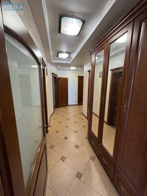Оренда 3 кімнатної квартири, <a class="location-link" href="/kiev/" title="Недвижимость Київ">Київ</a>, <a class="location-link" href="/kiev/svyatoshinskij/" title="Недвижимость Святошинський район">Святошинський р-н</a>, Леся Курбаса пр-т, 7Б (изображение 9)