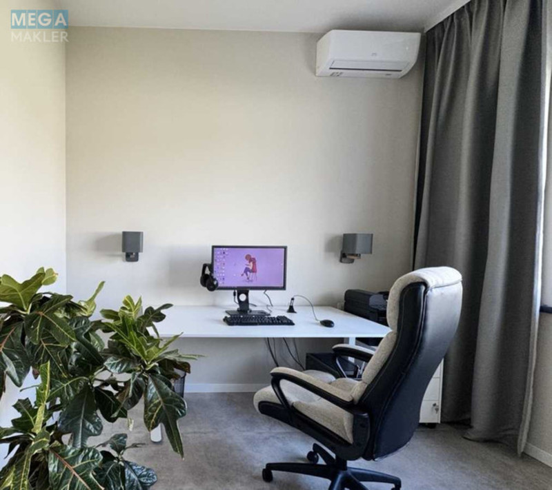 Продаж дома, 1&nbsp; поверх, 132&nbsp;кв.м, 4&nbsp;кімнати, ділянка 10&nbsp;соток, <a class="location-link" href="/kiev/" title="Недвижимость Київ">Київ</a>, <a class="location-link" href="/kiev/goloseevskij/" title="Недвижимость Голосіївський район">Голосіївський р-н</a>, Рыболовецкая ул. (изображение 8)