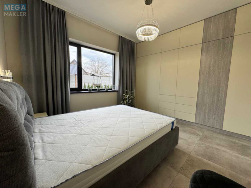 Продаж дома, 1&nbsp; поверх, 132&nbsp;кв.м, 4&nbsp;кімнати, ділянка 10&nbsp;соток, <a class="location-link" href="/kiev/" title="Недвижимость Київ">Київ</a>, <a class="location-link" href="/kiev/goloseevskij/" title="Недвижимость Голосіївський район">Голосіївський р-н</a>, Рыболовецкая ул. (изображение 9)