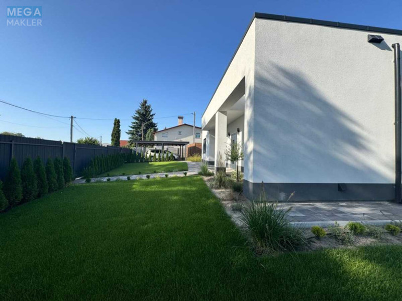 Продаж дома, 1&nbsp; поверх, 132&nbsp;кв.м, 4&nbsp;кімнати, ділянка 10&nbsp;соток, <a class="location-link" href="/kiev/" title="Недвижимость Київ">Київ</a>, <a class="location-link" href="/kiev/goloseevskij/" title="Недвижимость Голосіївський район">Голосіївський р-н</a>, Рыболовецкая ул. (изображение 15)