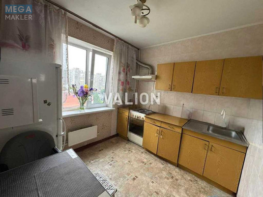 Продаж 3 кімнатної квартири (69/?/8), 9 пов. 10 пов. будинку, <a class="location-link" href="/kiev/" title="Недвижимость Київ">Київ</a>, <a class="location-link" href="/kiev/darnickij/" title="Недвижимость Дарницький район">Дарницький р-н</a>, Вишняківська вул., 8 (изображение 2)