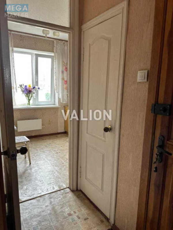 Продаж 3 кімнатної квартири (69/?/8), 9 пов. 10 пов. будинку, <a class="location-link" href="/kiev/" title="Недвижимость Київ">Київ</a>, <a class="location-link" href="/kiev/darnickij/" title="Недвижимость Дарницький район">Дарницький р-н</a>, Вишняківська вул., 8 (изображение 5)