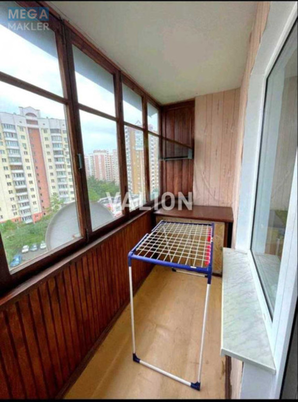 Продаж 3 кімнатної квартири (69/?/8), 9 пов. 10 пов. будинку, <a class="location-link" href="/kiev/" title="Недвижимость Київ">Київ</a>, <a class="location-link" href="/kiev/darnickij/" title="Недвижимость Дарницький район">Дарницький р-н</a>, Вишняківська вул., 8 (изображение 14)