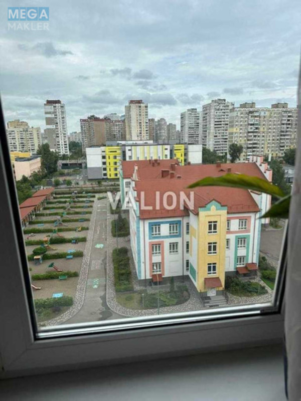 Продаж 3 кімнатної квартири (69/?/8), 9 пов. 10 пов. будинку, <a class="location-link" href="/kiev/" title="Недвижимость Київ">Київ</a>, <a class="location-link" href="/kiev/darnickij/" title="Недвижимость Дарницький район">Дарницький р-н</a>, Вишняківська вул., 8 (изображение 19)