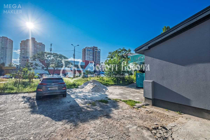 Продаж комерційної нерухомості, 267 кв.м, под офис, <a class="location-link" href="/kiev/" title="Недвижимость Київ">Київ</a>, <a class="location-link" href="/kiev/obolonskij/" title="Недвижимость Оболонський район">Оболонський р-н</a>, Йорданська вул., 17б (изображение 6)