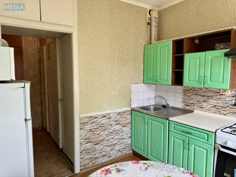 Продаж 2 кімнатної квартири (52/31/8), 2 пов. 10 пов. будинку, <a class="location-link" href="/kiev/" title="Недвижимость Київ">Київ</a>, <a class="location-link" href="/kiev/svyatoshinskij/" title="Недвижимость Святошинський район">Святошинський р-н</a>, Кулибина ул., 5 (изображение 12)