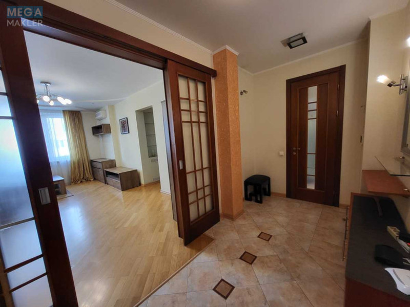 Оренда 1 кімнатної квартири, <a class="location-link" href="/kiev/" title="Недвижимость Київ">Київ</a>, <a class="location-link" href="/kiev/dneprovskij/" title="Недвижимость Дніпровський район">Дніпровський р-н</a>, Раїси Окіпної вул., 8 (изображение 21)